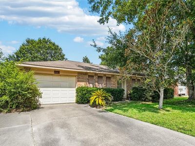 319 Almond Creek Rd