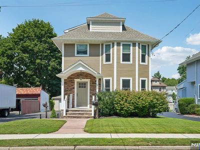 465 Oak Ave
