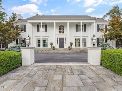 3000 Valley View Dr