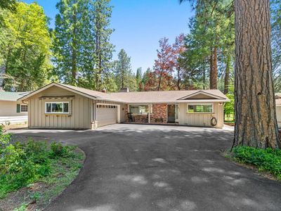 1843 Pine Dr