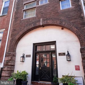 1008 Spruce St APT 22