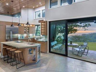 228 Forest Ridge Way