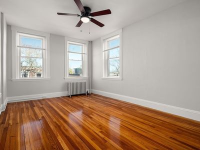 28 Quint Ave APT 32