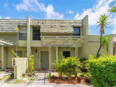 Property at 20509 NW 15th Ave #5-2, Miami Gardens, FL