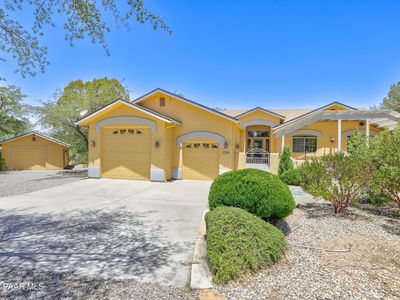 2284 W Charteroak Dr