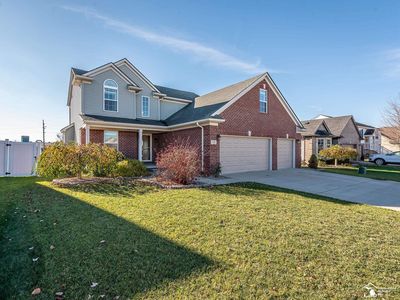711 Arbor Chase Dr