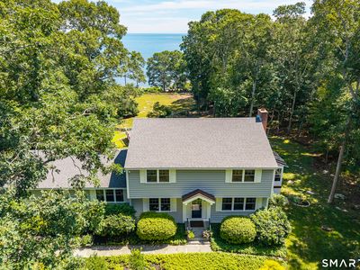 17 Oakridge Drive