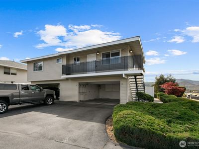 100 Simon Street #32