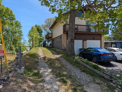 131 Cora Ave