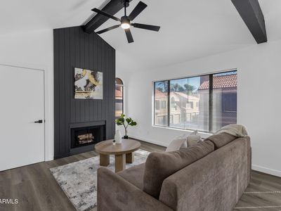 5122 E SHEA Boulevard #2096