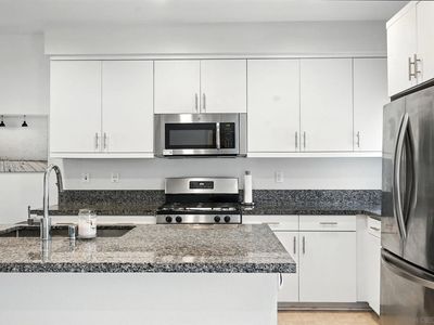 2275 Element Way APT 4