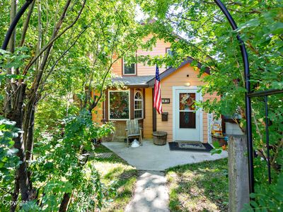 603 S Kendrick Ave