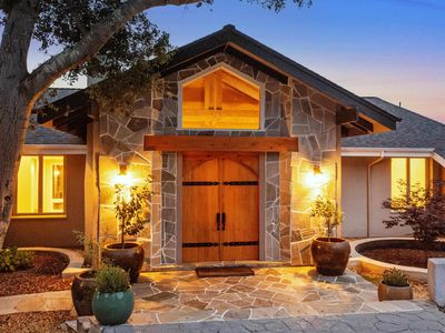 905 Moon Valley Ranch Rd