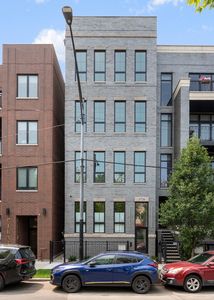 3726 N Ashland Ave #3