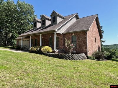 417 Lake Heights Dr
