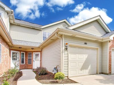 Property at 190 Golfview Dr, Glendale Heights, IL