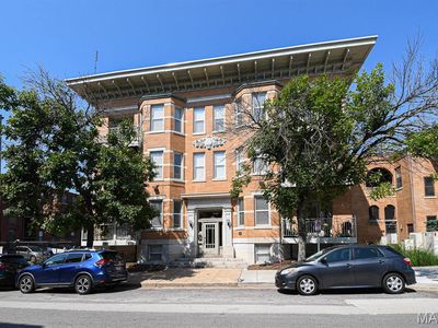 627 Clara Ave APT 104