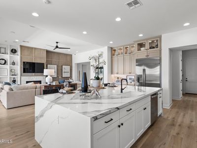 2153 E Cherrywood Pl