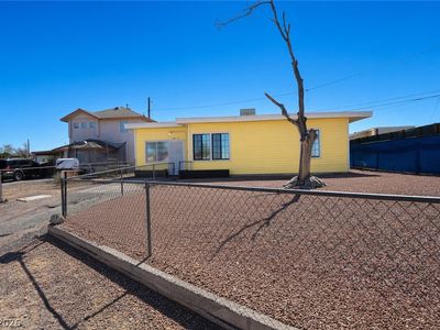 123 W Victory Rd