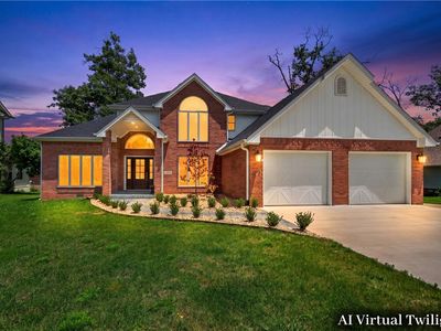 47 Stonehenge Dr