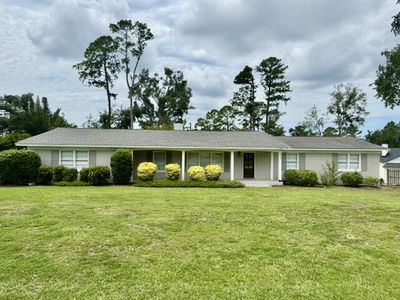 2418 Briarwood Dr