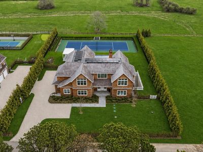 450 Seven Ponds Towd Road & 460 Edge Of Woods Rd