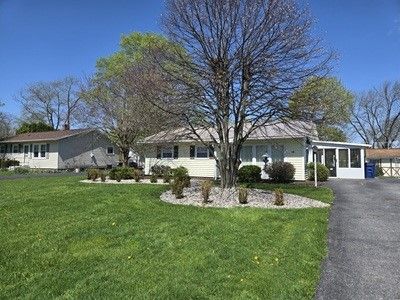 Property at 16 Christy Pkwy, Honeoye Falls, NY