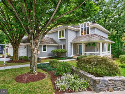 1585 Regatta Ln