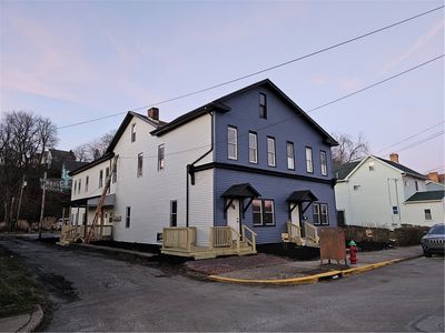 731 6th Ave
