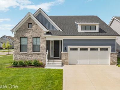 Property at 7656 Dunlap Ct, West Bloomfield, MI