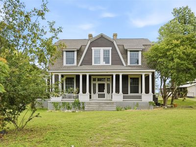 600 Eastview Dr