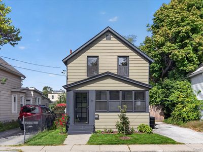 11 S Walnut Street