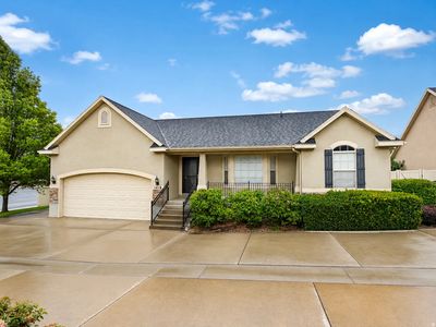 1418 S Avalon Dr