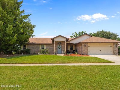 1467 Country Club Dr NE