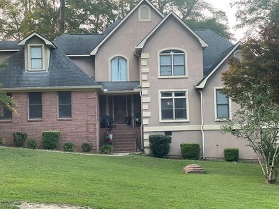 25 Amberwood Ln