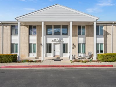 2263 E Tara Ln APT 4