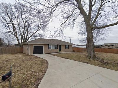 2450 NW Lowenstein Dr