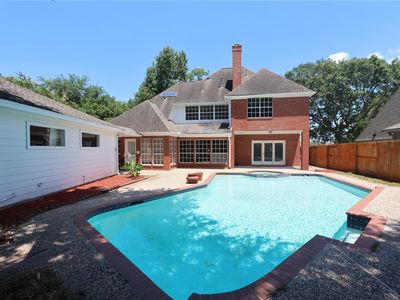 16022 Greenwood Pines Dr