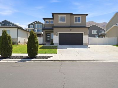 4166 N Fairfield Dr