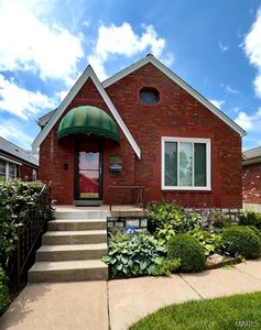 Property at 6546 Winnebago St, Saint Louis, MO