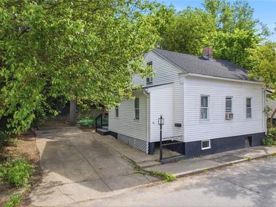 16 Mill St