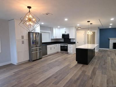 3006 Yonge St