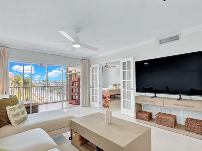 236 Castlewood Drive #305