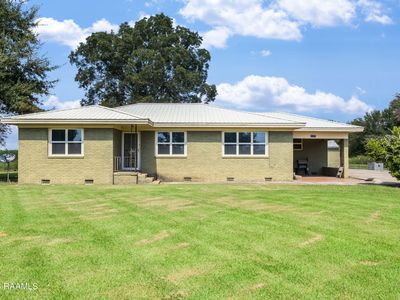 3805 Highway 90 E