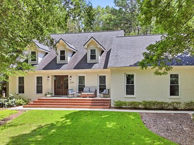 2179 Emerald Dr