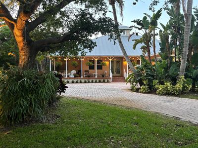 2412 SE Saint Lucie Boulevard