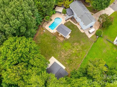 109 Falling Leaf Ln