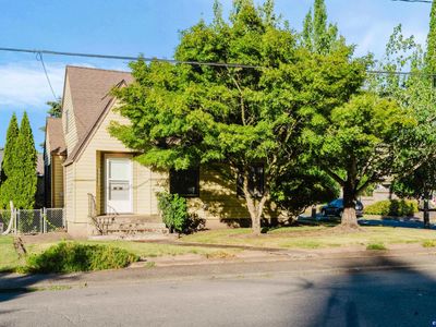 720 Rosemont Ave NW