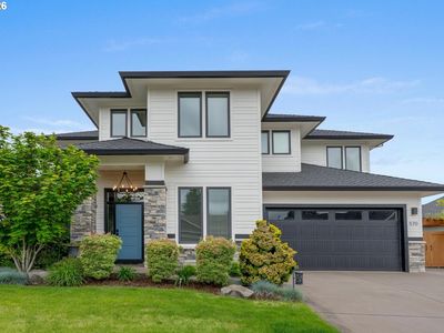 570 NW 11th Ave