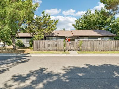 2903 Corona Dr